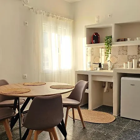 Artemis Cozy Apartment Peran Triovasalos